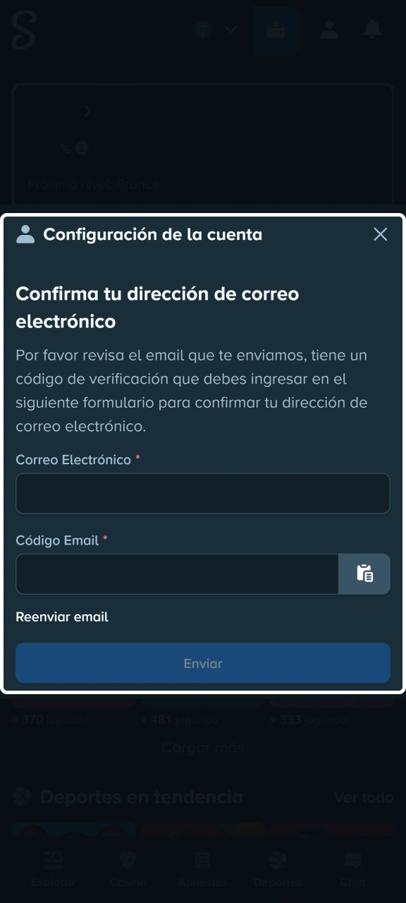 Confirmá tu cuenta ingresando el código de validación que llegará de inmediato a tu correo por parte de Stake.